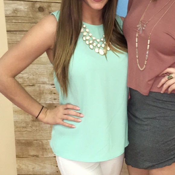 Aqua Everly Sleeveless Top - Picture 1 of 5